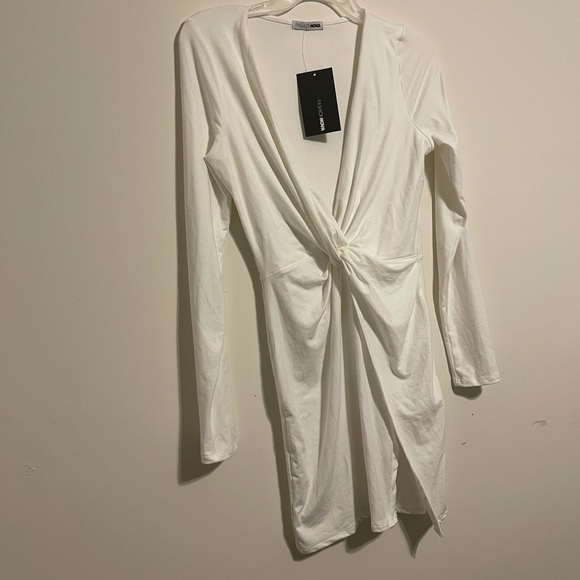 Dress - Picture 3 of 6